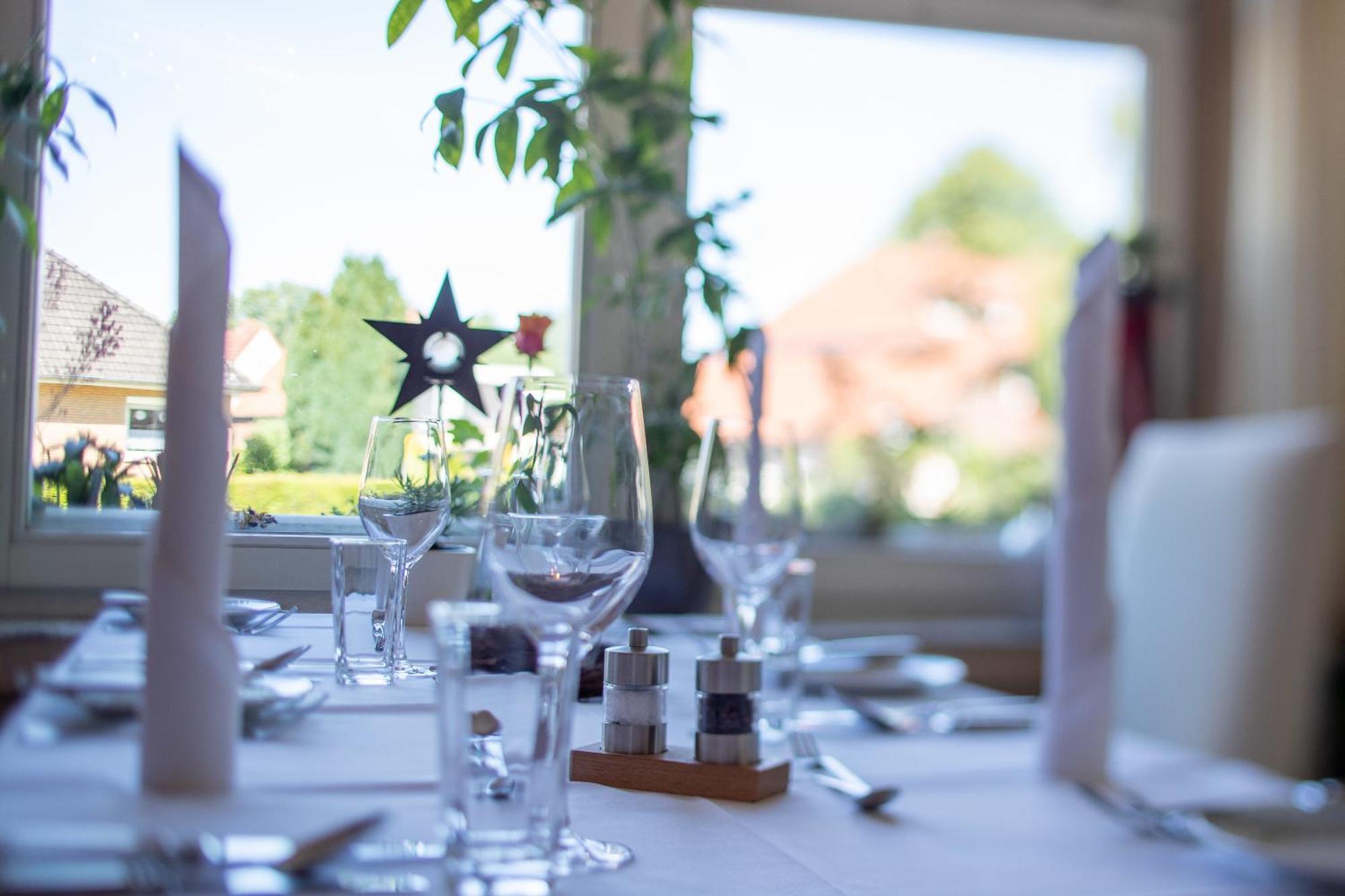 Hotel Im Schuetzenhof, Jever Extérieur photo