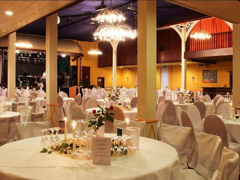 Hotel Im Schuetzenhof, Jever Extérieur photo