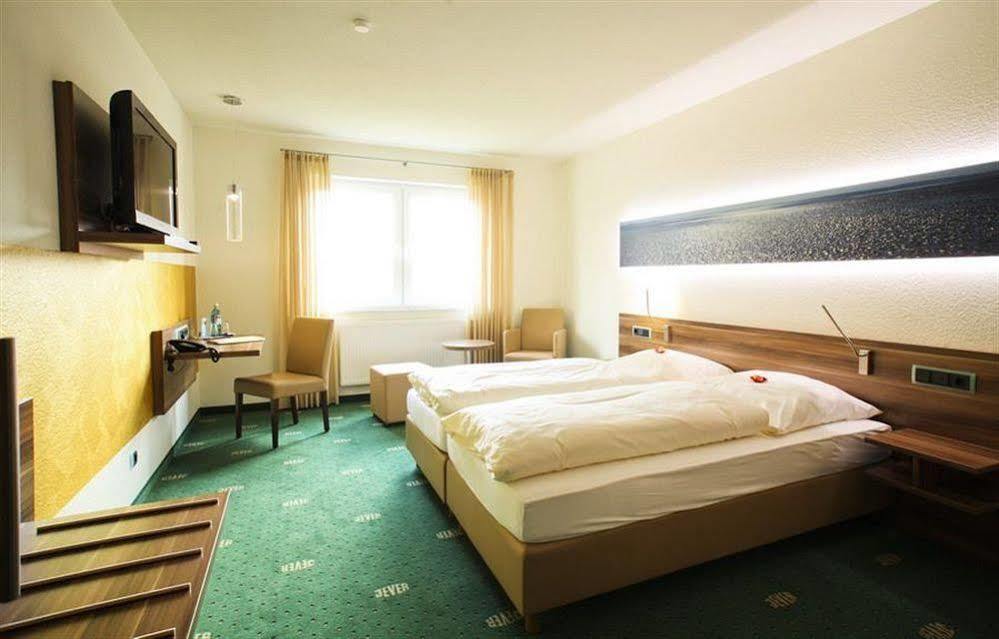Hotel Im Schuetzenhof, Jever Extérieur photo